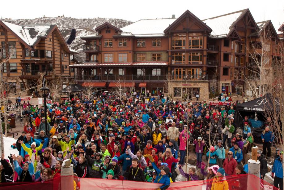 O evento de alta fidelidade acontece em Aspen-Snowmass em março e oferece entretenimento ao vivo