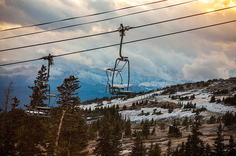 Elevadores como teleféricos e gôndolas são populares entre os turistas e são ideais para quem procura uma atividade mais tranquila em Aspen
