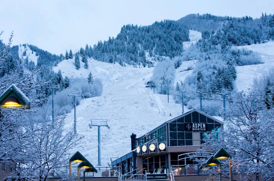 Aspen-Snowmass Resort hospeda inúmeras corridas de esqui na área durante a temporada de inverno