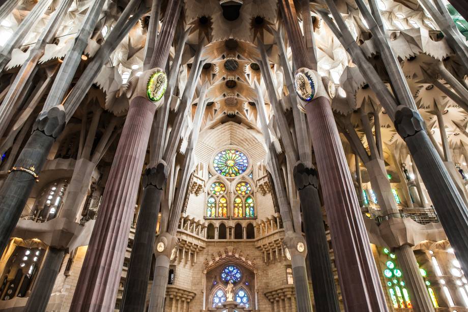 Nave da Sagrada Família em Barcelona