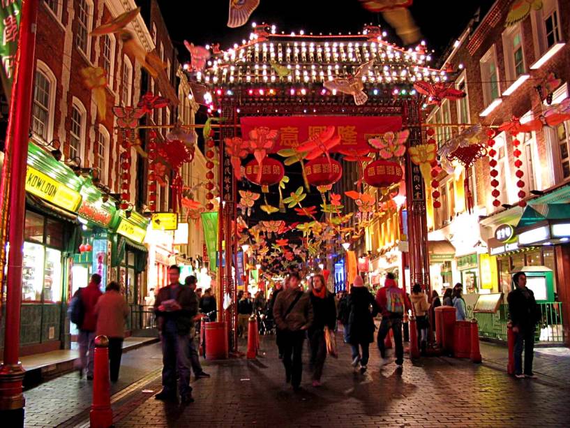 Decoração na Chinatown de Londres para as celebrações do Ano Novo Chinês