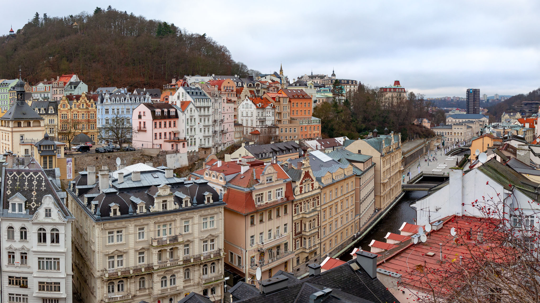 Tudo, República Checa, Destinos, Europa, Bem-estar, Inverno e entressafra Águas quentes de inverno: imersão nos spas e história de Karlovy Vary
